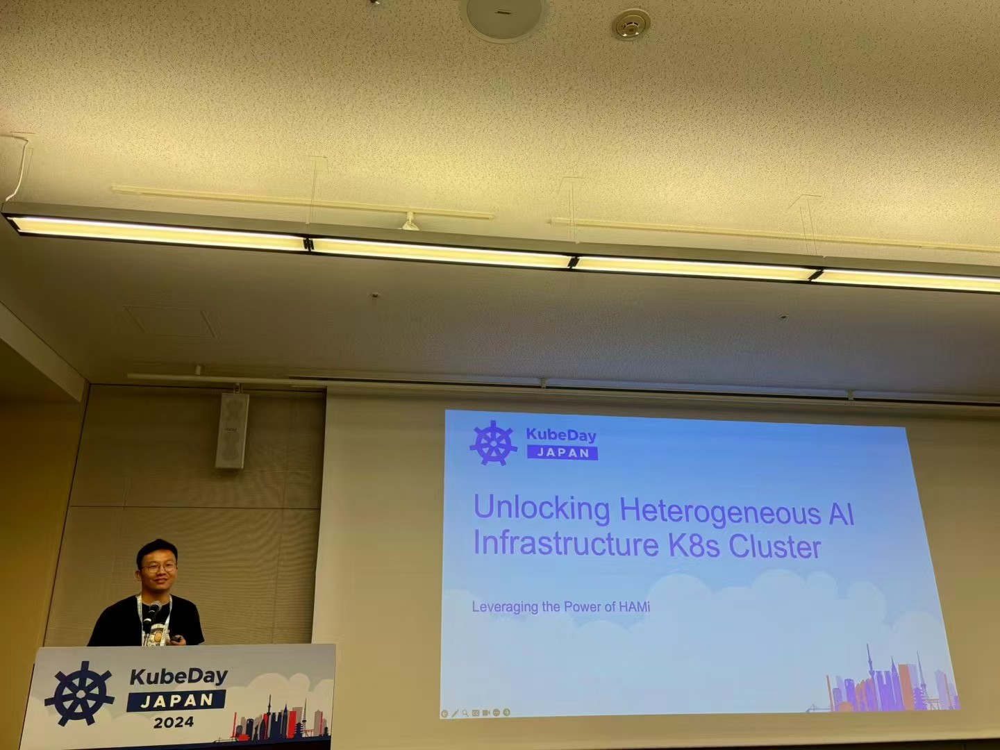 Zhang Xiao at KubeDay Japan 2024